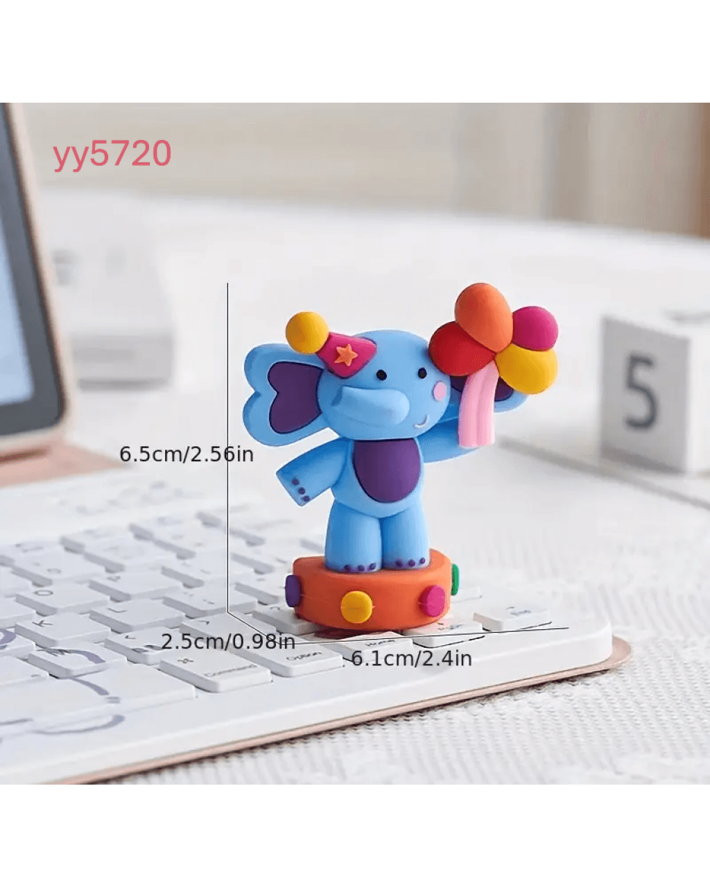  YY5720 Sirk Temalı Bebek Fil Figürü Mum Biblo Silikon Kalıp – Sevimli ve Neşeli Dekoratif Hediye!