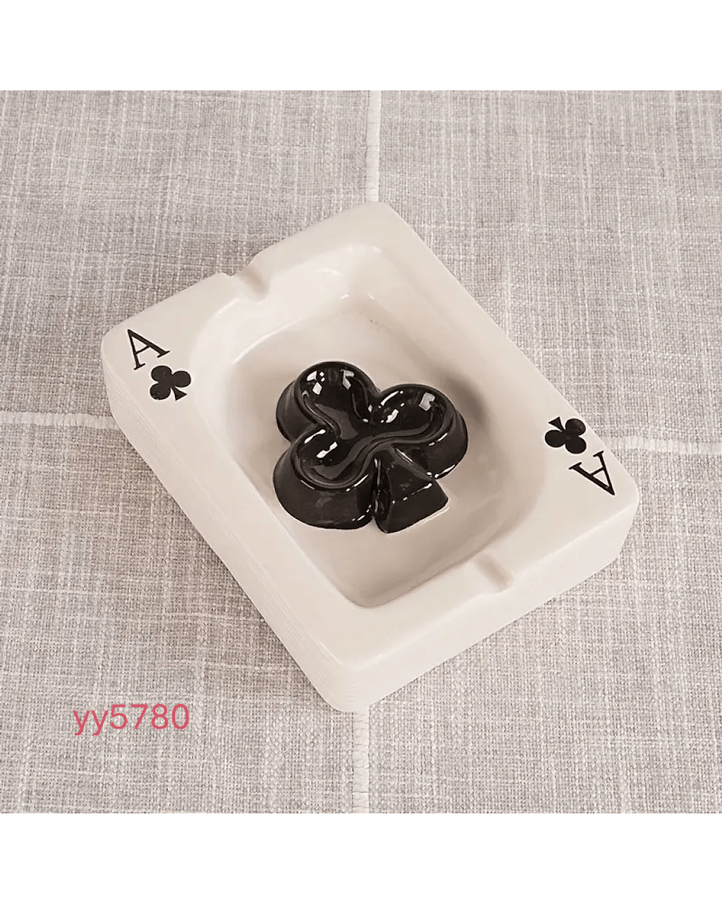  YY5780 İskambil Sinek As Temalı Küllük Silikon Kalıp • El Yapımı Dekoratif Obje Kalıbı • Fonksiyonel ve Eğlenceli Tasarım!