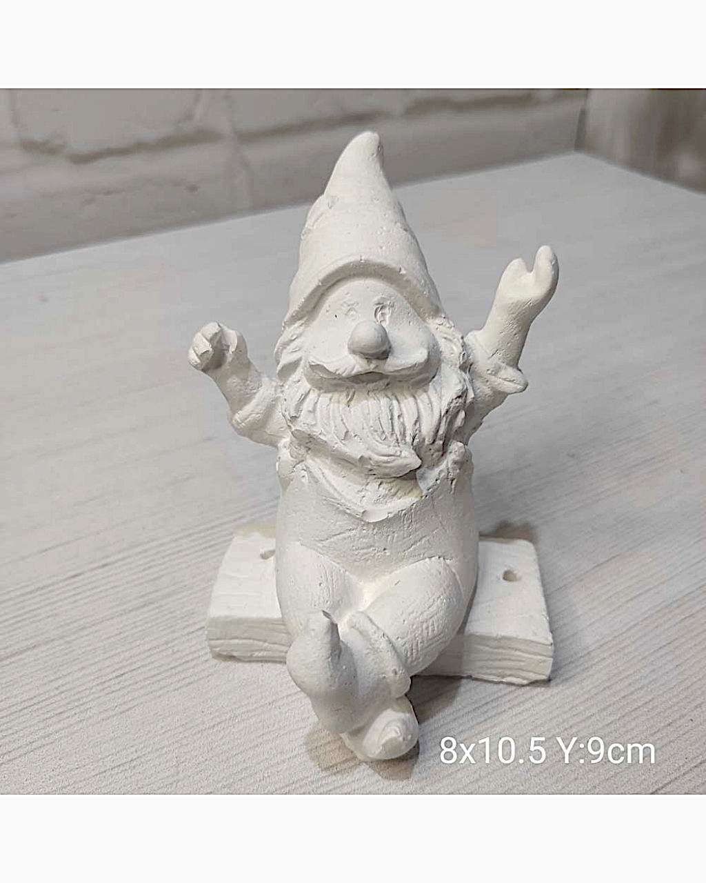 YY1031 Salıncakta Oturan Cüce Silikon Kalıp • El Yapımı Neşeli Dekor Tasarımları için Hediye Seçeneği!