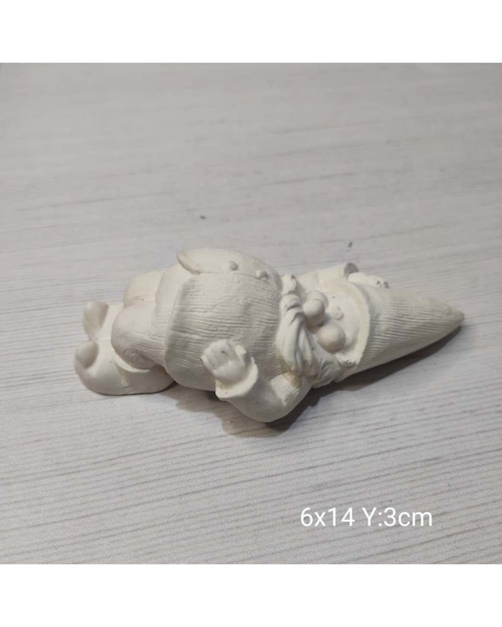 YY1032-Saksı Cücesi Ters Duran Silikon Kalıp