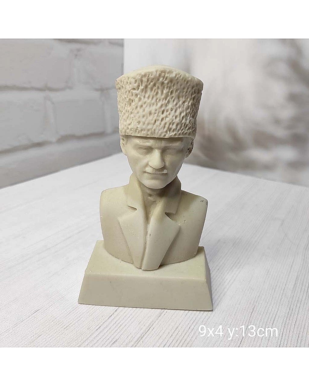 YY1423 Atatürk Büst Biblo Silikon Kalıp: Tarih ve Sanatı Buluşturan Anlamlı Hediye!