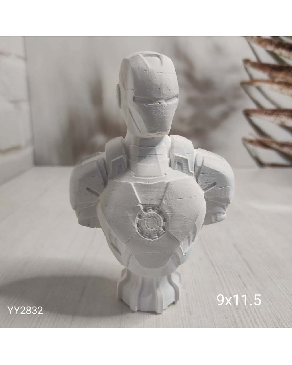 YY2832 İron Man (Demir Adam) Büst Biblo Silikon Kalıp: Süper Kahramanınızı Şekillendirin - Kaliteli ve Dayanıklı Hediye Seçeneği!